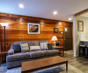 Photo 5 - La Residence V S02 Remodeled and Cozy, Great Complex Amenities, Quiet Forest Setting