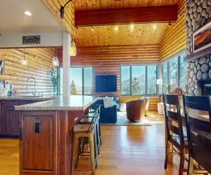 Photo 5 - Bridges Townhome 11 Pet-Friendly Deluxe Townhome with Private Hot Tub and Stones throw to slopes