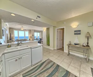 Photo 3 - Roomy Condo with Pool and Beach Access - Unit 0502