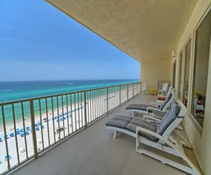 Photo 5 - Beautiful Condo with Spacious Balcony to Enjoy Fascinating Ocean View - Unit 1002