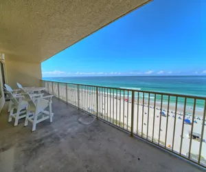 Photo 2 - Gorgeous Condo with Breathtaking Ocean View - Unit 0803