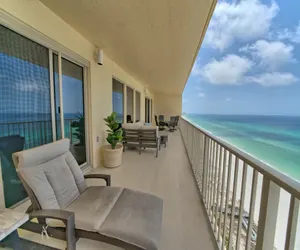 Photo 3 - Pleasant Oceanfront Condo with Large Balcony and Beach Access - Unit 1605