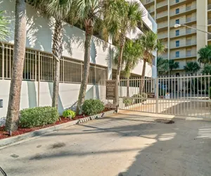 Photo 2 - Stunning 16th Floor Condo with Fitness Center, Hot Tubs, Pools, and Beach Access - Unit 1606