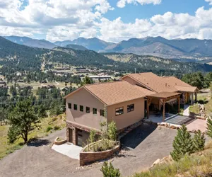 Photo 3 - Mapes Vacation Rental Home at Windcliff