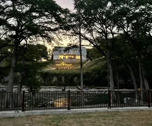 Photo 3 - CL 270 The White House on the Horseshoe