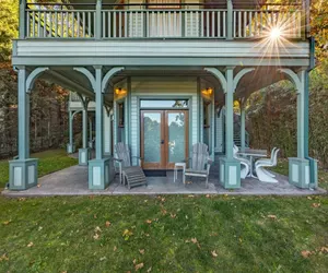 Photo 3 - Roe Parker House