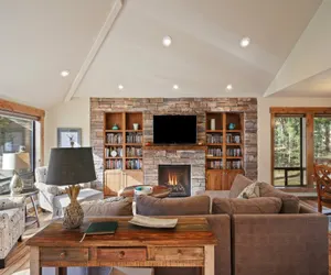 Photo 3 - 3 Tumalo Home with Wood Burning Stone Fireplace, Hot Tub, and BBQ on the Deck