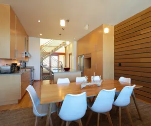 Photo 2 - ALOFT Airy Design Townhouse with Columbia River View
