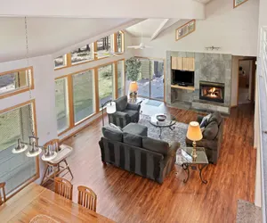 Photo 4 - 1 Colonial Private Family Vacation Home features Bikes to Explore Sunriver