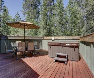 Photo 2 - Pet-Friendly 11 Camas Home with Brand-New Private Hot Tub
