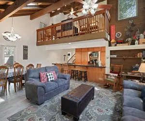 Photo 2 - 2 Landrise Pet-Friendly Home with Bikes to Use