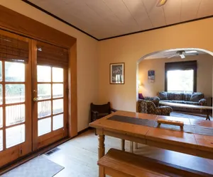 Photo 4 - Heartbreak Pet and Family-Friendly Hood River Home