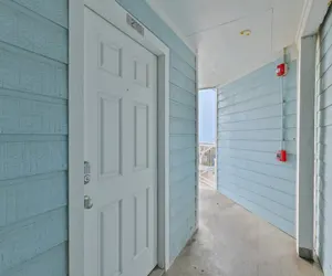 Photo 2 - Seascape 2111