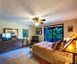 Photo 5 - Blissful Refuge Vacation Home at Windcliff