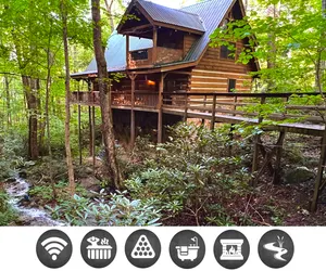 Photo 4 - Streamsong Secluded Creek View Cabin with Hot Tub and Pool Table