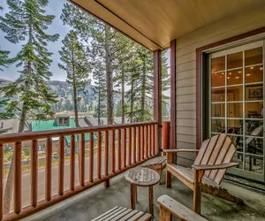 Photo 3 - Luxury Three Bedroom Mountain Escape at Kirkwood