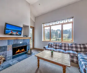 Photo 3 - Luxury 2Br + loft, Lodge at Kirkwood – Unbeatable Location