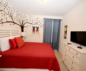 Photo 5 - Minutes to Disney, just 3 minutes walk from Clubhouse, BBQ Grill, Kid Themed Rooms, Free Wifi!