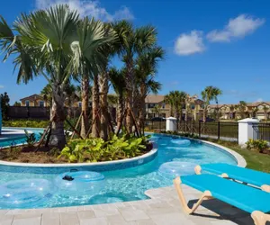 Photo 2 - PROFESSIONALLY DECORATED, GATED RESORT COMMUNITY, FREE WIFI, PRIVATE SPLASH POOL!!