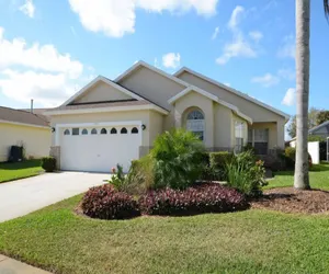 Photo 2 - FAMILY FRIENDLY POOL HOME, CLOSE TO DISNEY, LARGE POOL , BBQ GRILL!!!