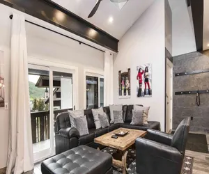 Photo 3 - Enzian 316 Two-Level Penthouse in the hearts of Lionshead Village with Vail Mountain Views