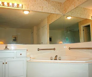 Photo 3 - Brunswick Plantation Resort and Golf Studio 1404L Villas in the Heart of NC Seafood Country