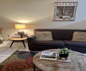 Photo 2 - Riverside 209 1BR Condo with Jacuzzi