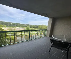 Photo 5 - 509 Riverside 1-Bedroom Condo