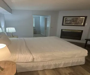 Photo 3 - 409 Riverside 1-Bedroom Condo