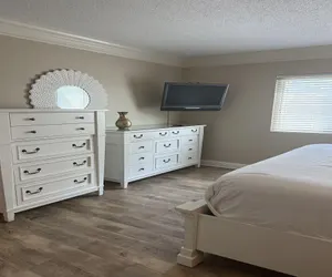 Photo 3 - Newly Renovated 102 2BD Condo with Riverview Balcony