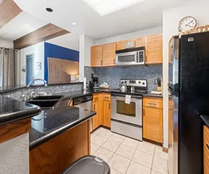 Photo 5 - Plaza Condo With Mtn View - Sleeps 6!