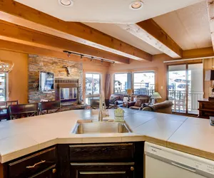Photo 5 - Updated 2Br Condo with Mountain Views