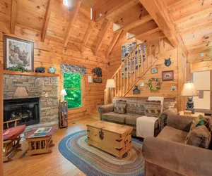 Photo 4 - Bearfoot Landing - Rustic 2 Bedroom Cabin with Hot Tub