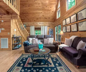Photo 4 - The Cub House - Rustic 2 Bedroom Cabin Near Great Smoky Arts & Crafts Community