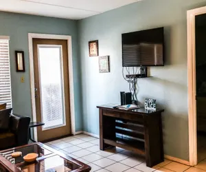 Photo 3 - Beachview 105