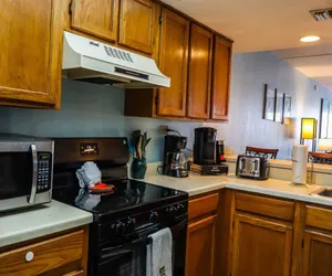 Photo 4 - Beachview 105