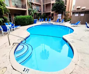 Photo 5 - Beachview 206