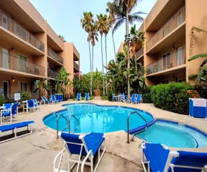 Photo 2 - Beachview 307