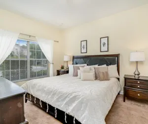 Photo 3 - 4 bedroom townhouse with a private pool!