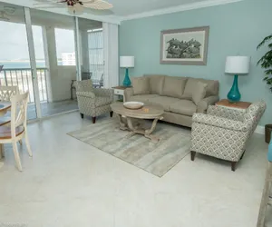 Photo 2 - Magnolia House 606 - Luxury Top Floor 1 BR - Stunning Views