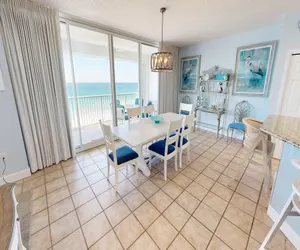 Photo 5 - Oceania 607 - 3 BR 3 Ba right on the beach - sleeps 8