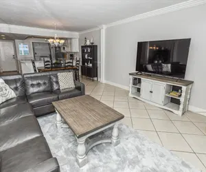 Photo 4 - Shoreline Towers 1063 - 2 BR Gulf view unit sits beachside
