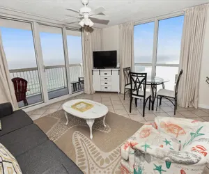 Photo 2 - Pelican Beach 1811 is a Gulf front 1 BR that sleeps 6 - amazing views