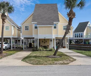 Photo 3 - SPC 12 is a 3 BR Villas that sleeps 10 on the lake