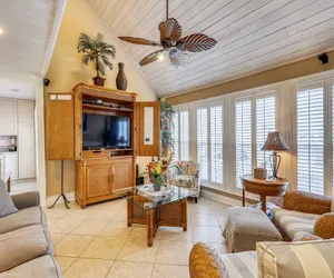 Photo 5 - SPC 12 is a 3 BR Villas that sleeps 10 on the lake