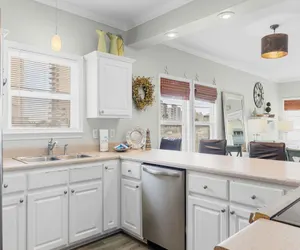 Photo 4 - Spinnaker Pointe 2A