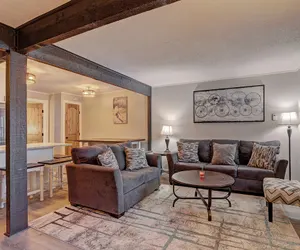 Photo 4 - Knotty Pine Lodge
