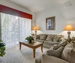 Photo 3 - Martin's Windsor Hills Condo
