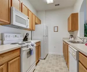 Photo 5 - Martin's Windsor Hills Condo
