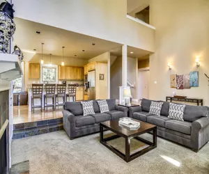 Photo 2 - Big Canyon Home with Pool, Hot Tub, and Deschutes River Trail Access